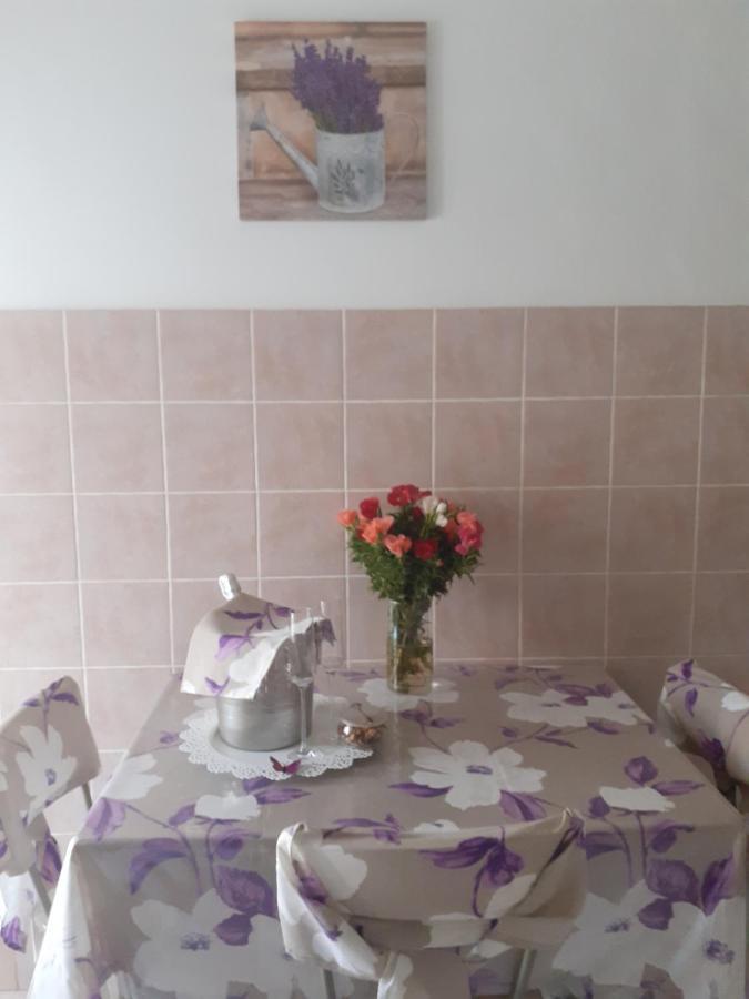 Fiori E Farfalle Apartment カプラローラ エクステリア 写真
