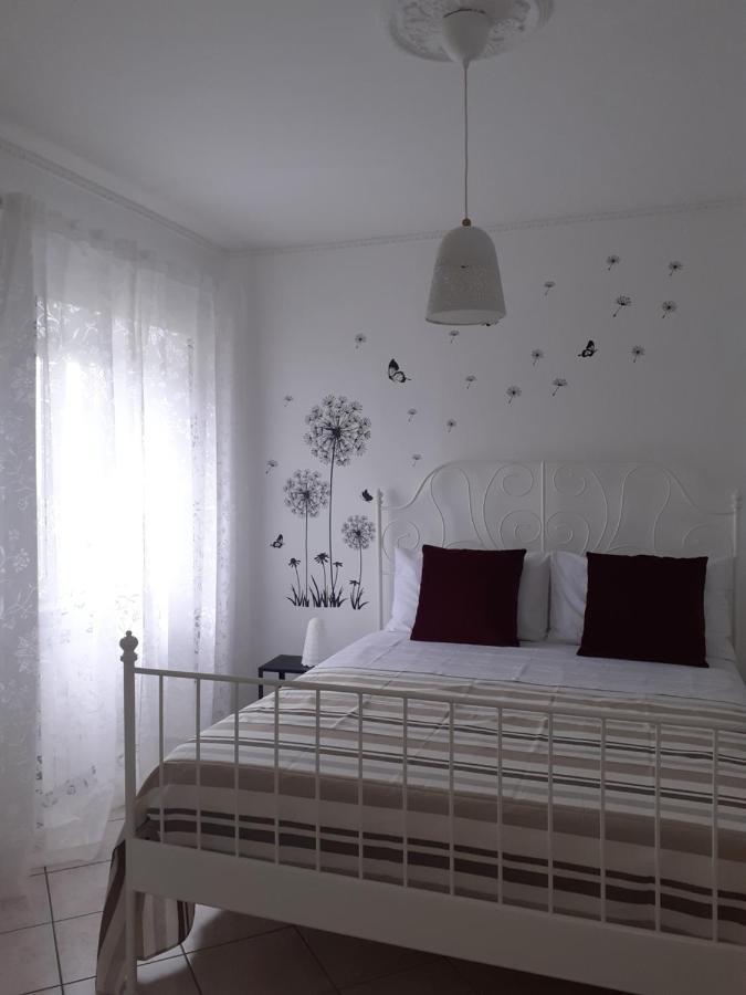 Fiori E Farfalle Apartment カプラローラ エクステリア 写真